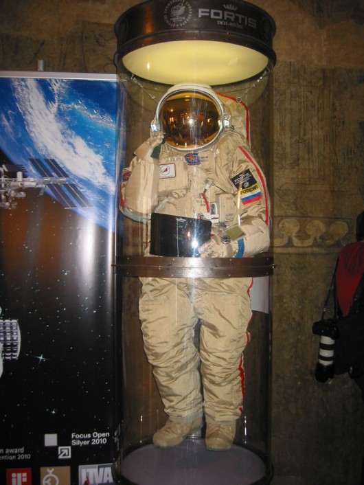 Kosmonaut v životní velikosti - prezentace Fortis